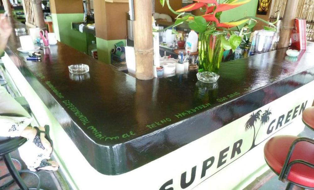Supergreen Hotel Чалонг Экстерьер фото